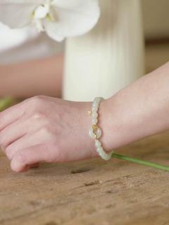 老玉项链图片怎么拍才显温润不呆板?3个打光小技巧 一条真和田玉项链