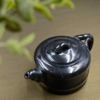 和田玉(青花)玉壶