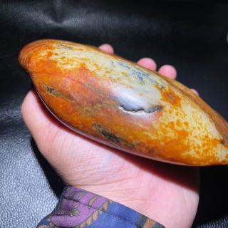 稀少方言和田玉藏品级俄籽料包真皮真色老气红沁油皮暖白肉把件s9